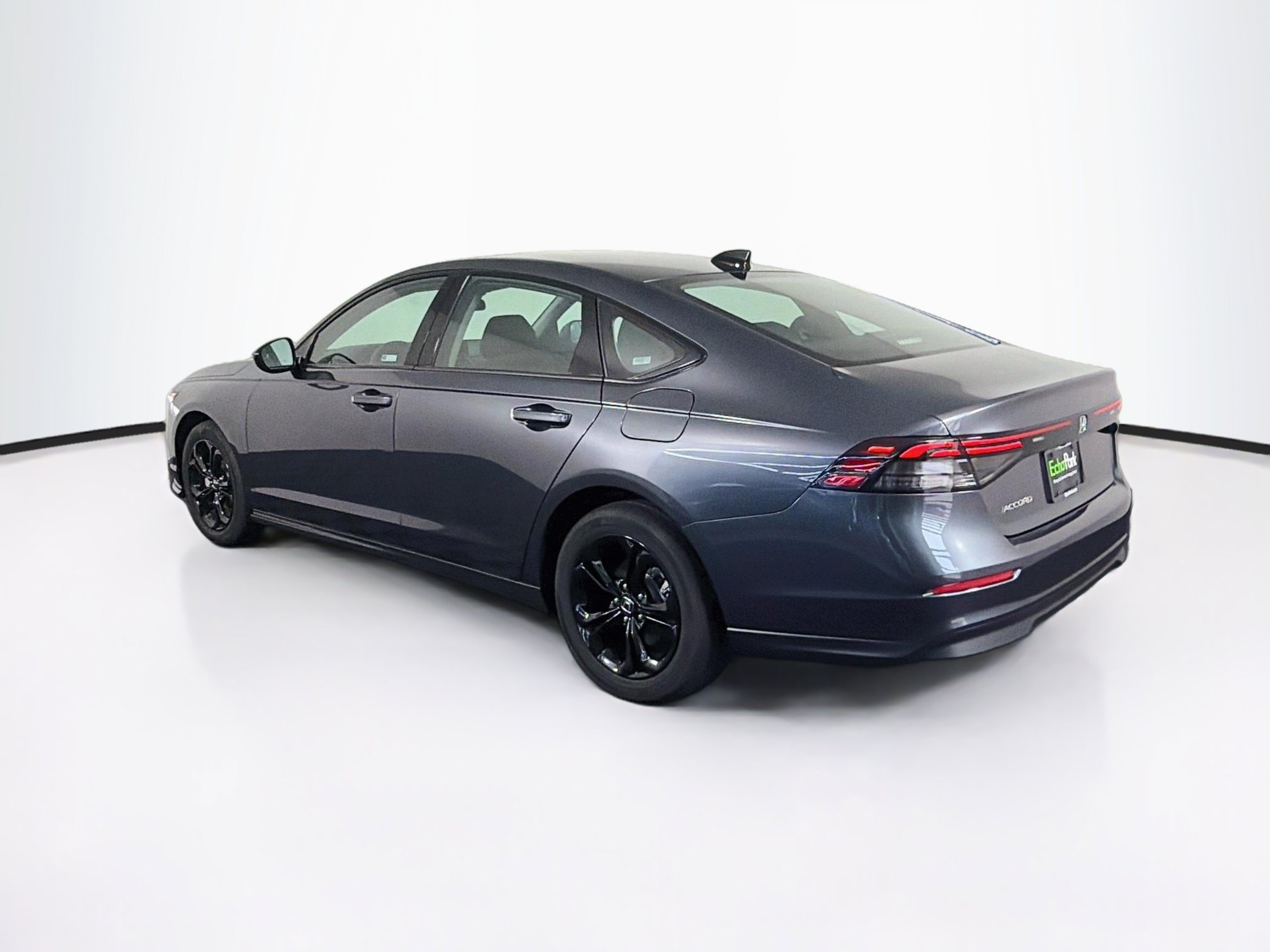 Used 2025 Honda Accord SE image 5