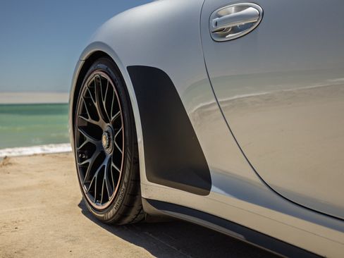 Used 2015 Porsche 911 Cabriolet image 12