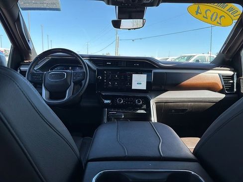 Used 2024 GMC Sierra 1500 Denali image 13