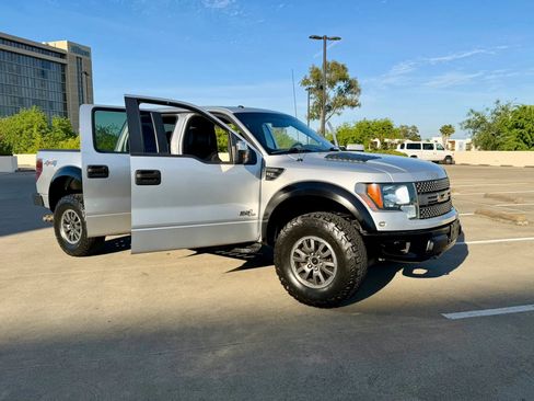 Used 2011 Ford F150 Raptor w/ Raptor Luxury Pkg image 39