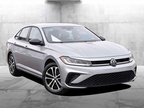Certified 2025 Volkswagen Jetta Sport FWD image 2