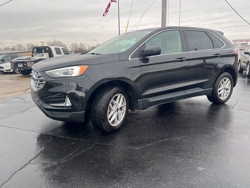 Used 2023 Ford Edge SEL w/ Convenience Package image 4