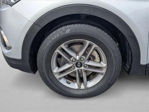 Used 2017 Hyundai Santa Fe Sport image 20