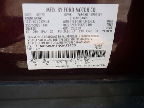 Used 2022 Ford Explorer XLT w/ Equipment Group 202A AWD/4WD image 30