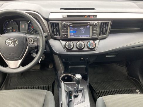 Used 2018 Toyota RAV4 LE w/ All Weather Liner Package image 10