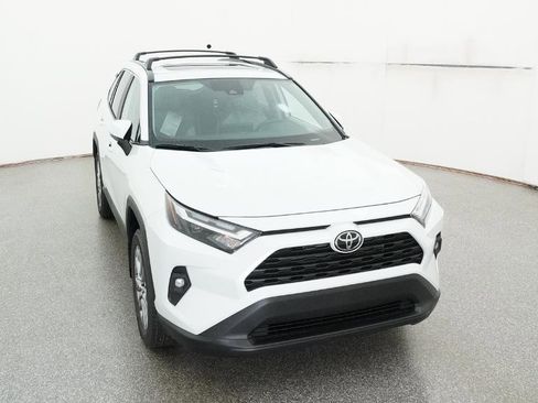 Used 2025 Toyota RAV4 XLE Premium image 52