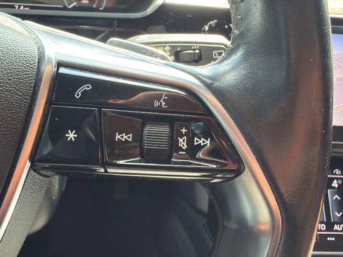 Used 2019 Audi e-tron Premium Plus AWD/4WD image 11