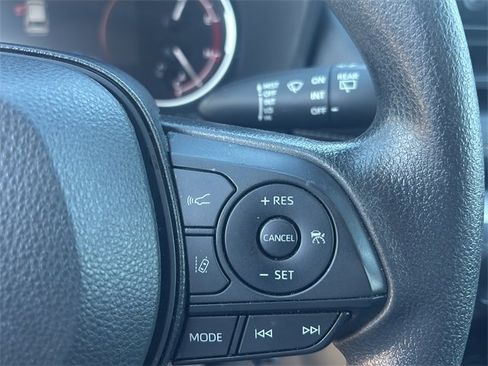 Used 2024 Toyota RAV4 LE image 20