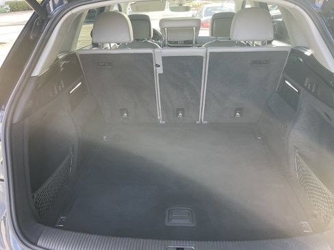 Used 2019 Audi Q5 2.0T Premium w/ Convenience Package image 7