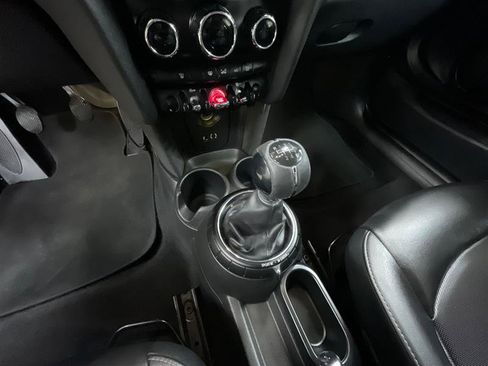 Used 2015 MINI Cooper 2-Door Hardtop image 14