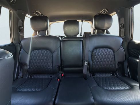 Used 2024 INFINITI QX80 Luxe AWD/4WD image 16