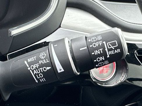 Certified 2024 Acura MDX SH-AWD w/ Technology Package image 29