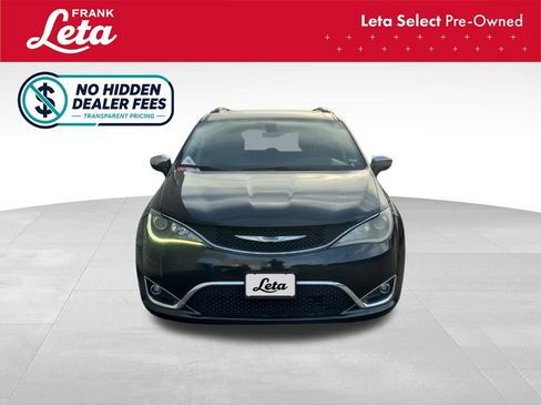 Used 2020 Chrysler Pacifica Limited FWD image 9
