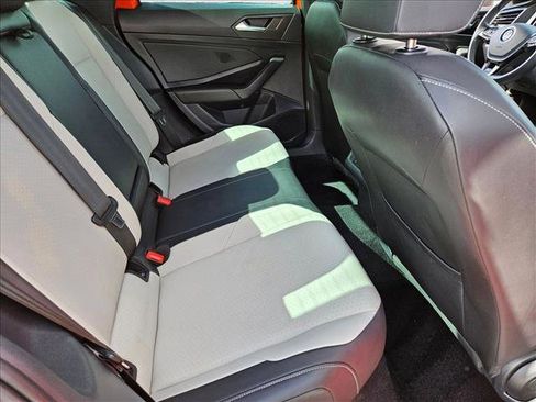 Used 2021 Volkswagen Jetta R-Line w/ R-Line Cold Weather Package image 17