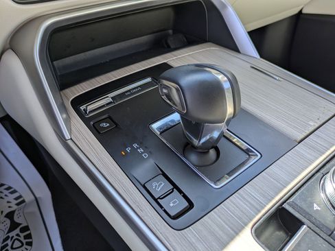 Certified 2025 MAZDA CX-90 Plug-In Hybrid w/ Premium Plus AWD/4WD image 24