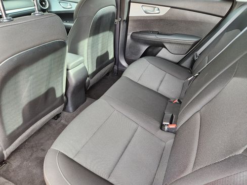 Used 2023 Kia Forte LXS w/ LXS Technology Package image 36