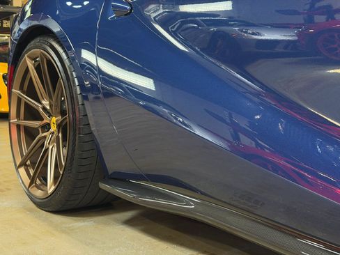 Used 2019 Ferrari 812 Superfast RWD image 16