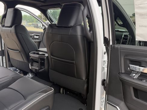 New 2026 RAM 3500 Laramie AWD/4WD image 49