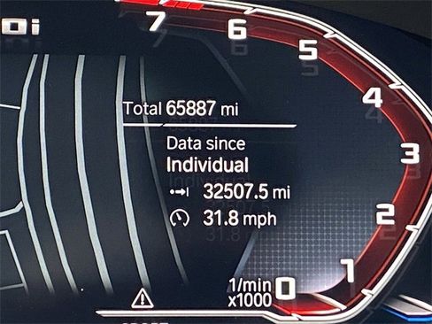 Used 2023 BMW X4 M40i w/ Shadowloine Package image 12