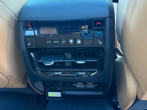 Used 2022 Jeep Grand Cherokee Summit image 21