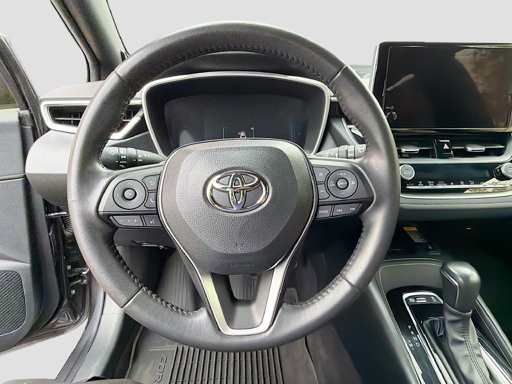 Used 2024 Toyota Corolla XSE FWD image 11