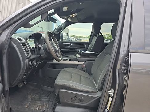 Used 2019 RAM 1500 Big Horn AWD/4WD image 9