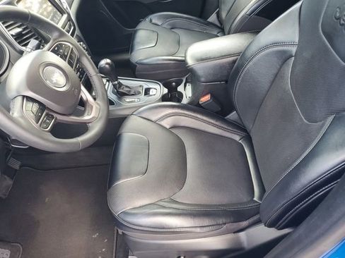 Used 2022 Jeep Cherokee Latitude Lux image 16