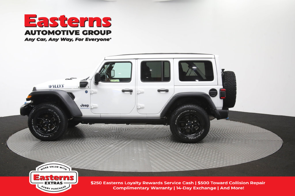 Used 2024 Jeep Wrangler Unlimited AWD/4WD image 65