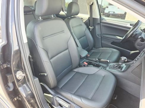 Used 2017 Volkswagen Golf Alltrack SE image 20