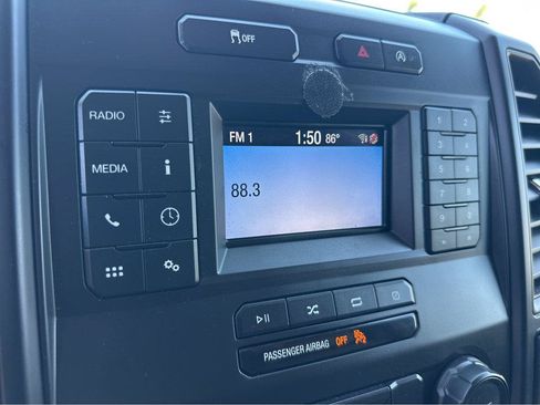 Used 2018 Ford F150 XL w/ Equipment Group 101A Mid RWD image 5