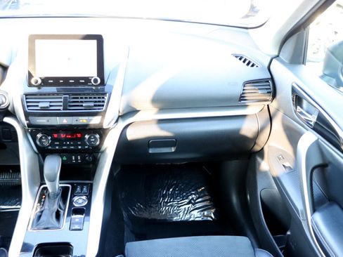 Used 2025 Mitsubishi Eclipse Cross SE image 18