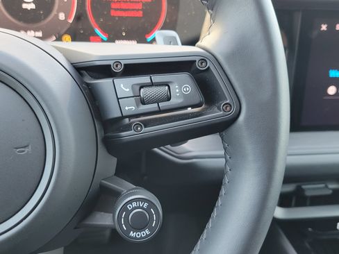 Certified 2025 Porsche Cayenne GTS AWD/4WD image 14