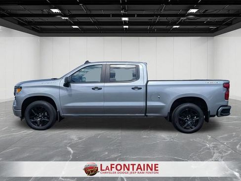 Used 2024 Chevrolet Silverado 1500 Custom AWD/4WD image 2