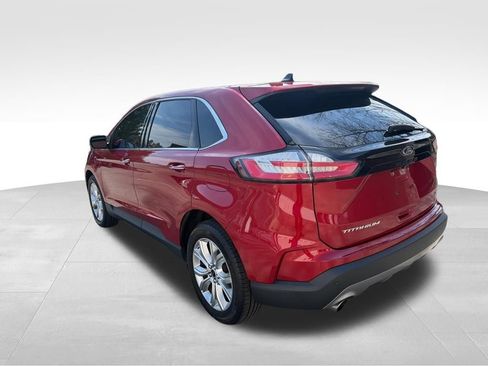 Used 2023 Ford Edge Titanium AWD/4WD image 3