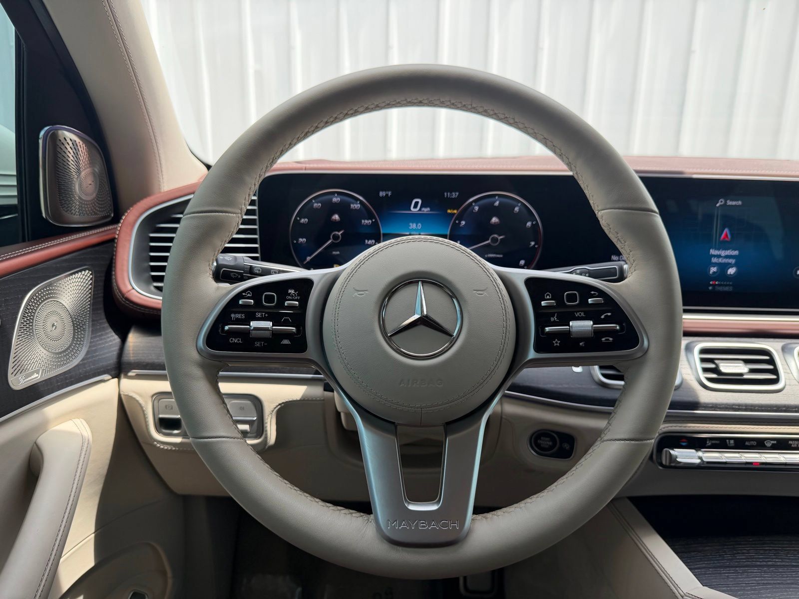 Used 2023 Mercedes-Benz Maybach GLS 600 4MATIC image 13