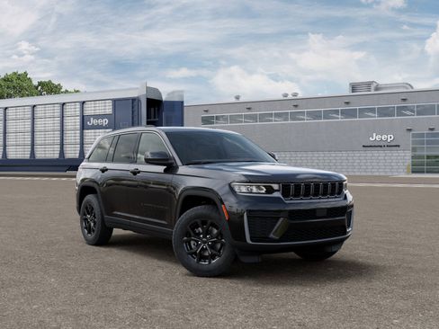 New 2026 Jeep Grand Cherokee Altitude image 3