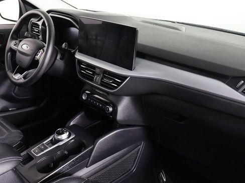 Used 2023 Ford Escape Platinum w/ Premium Technology Package image 28