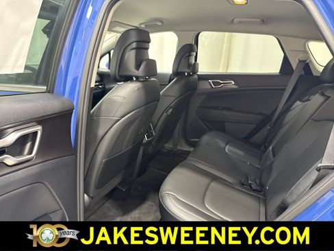 Used 2026 Kia Sportage EX FWD image 14