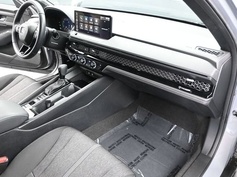 Certified 2025 Honda Accord Sport image 28