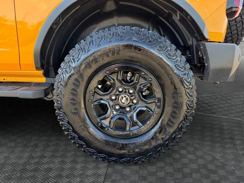 Certified 2021 Ford Bronco Wildtrak image 19