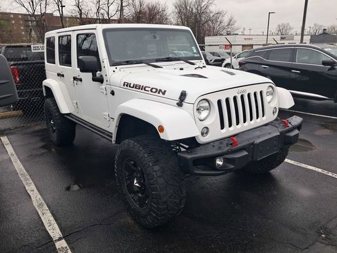 Used 2016 Jeep Wrangler Unlimited Rubicon image 6
