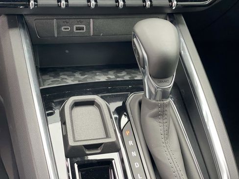 New 2026 GMC Canyon Elevation image 17