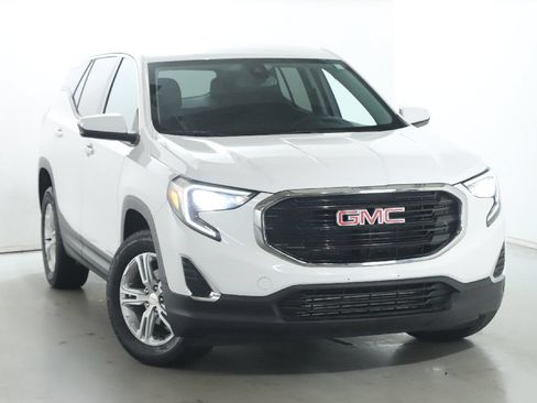 Used 2020 GMC Terrain SLE AWD/4WD image 1