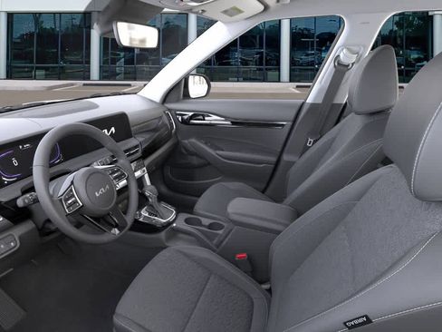 New 2026 Kia Seltos S FWD image 17