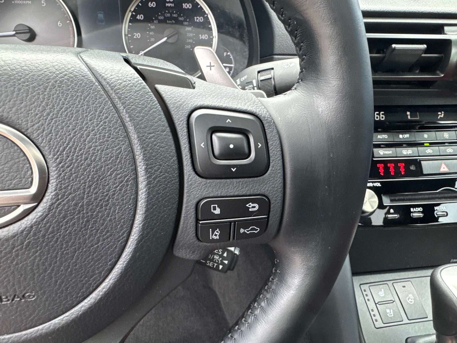 Used 2024 Lexus IS 300 w/ Comfort Package RWD image 28