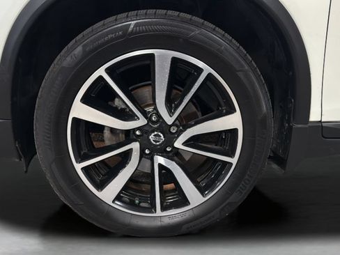Used 2020 Nissan Rogue SL AWD/4WD image 43