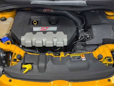 Used 2014 Ford Focus ST w/ Equipment Group 202A image 36