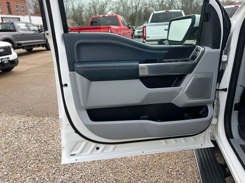 Used 2023 Ford F150 Limited image 12