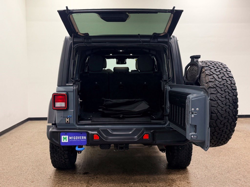 Used 2024 Jeep Wrangler Unlimited AWD/4WD image 5
