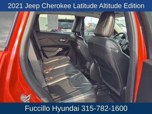 Used 2021 Jeep Cherokee Latitude Plus image 26